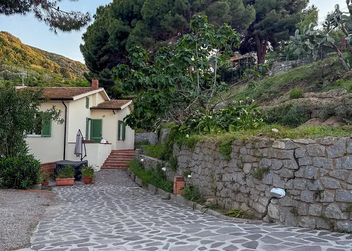 La Casa Dei Mandorli Holiday home *