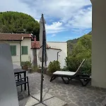 La Casa Dei Mandorli بيت للعطل *
