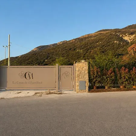 La Casa Dei Mandorli Vakantiehuis Zanca